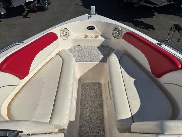Pre-Owned 2004  powered Rinker Boat for sale