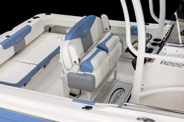 2025 R222EX Leaning Post 2