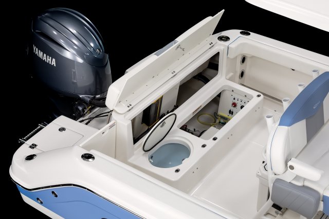 2025 R222EX Transom Utility Access