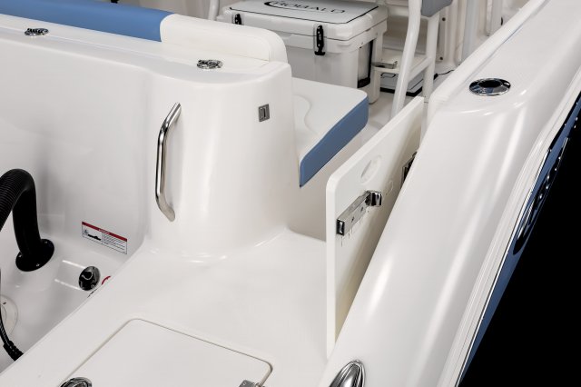 2025 R222EX Transom Walk-Through