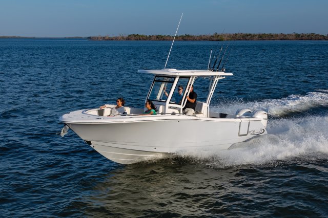 2025 R270 Running in Ocean Front Port View